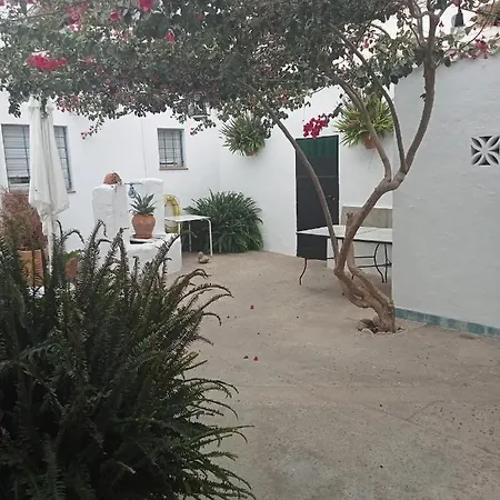 La Chanca Inn 2*