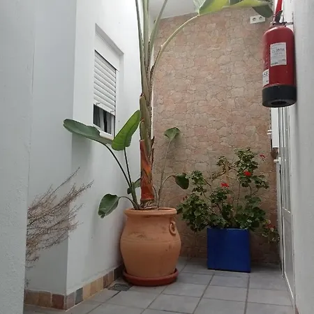 La Chanca Inn 2*